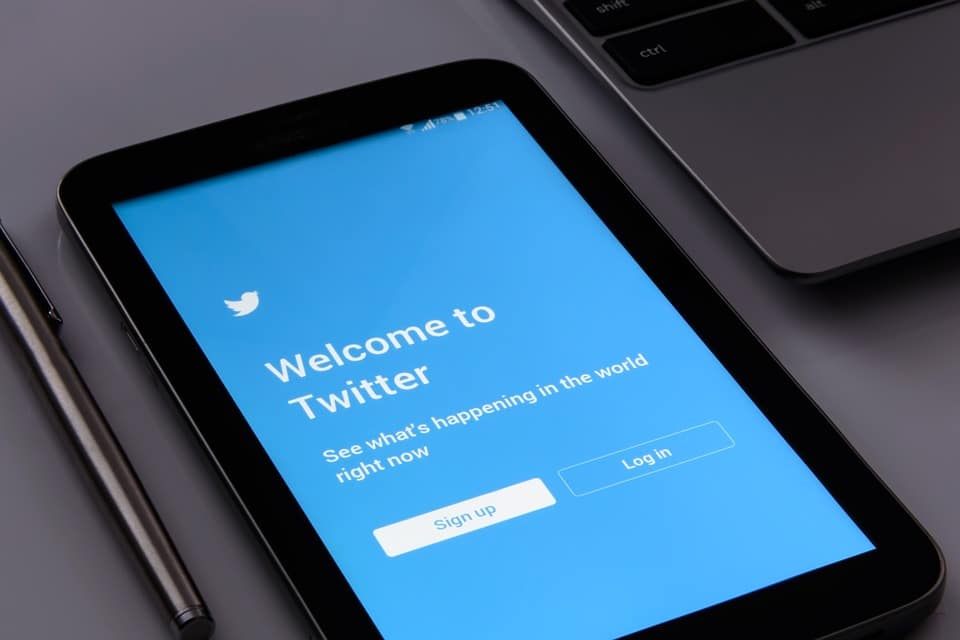 Twitter story hacks on tablet